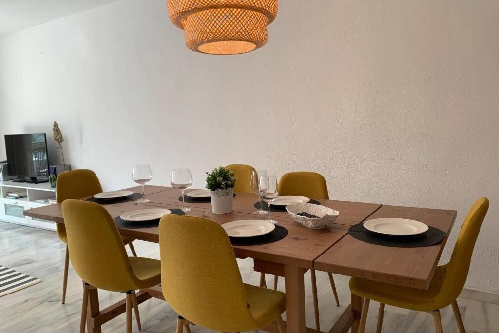 Oasis Sun Beach Costa Del Sol Естепона Екстериор снимка