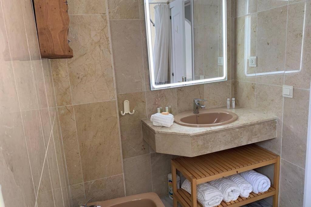 Oasis Sun Beach Costa Del Sol Естепона Екстериор снимка