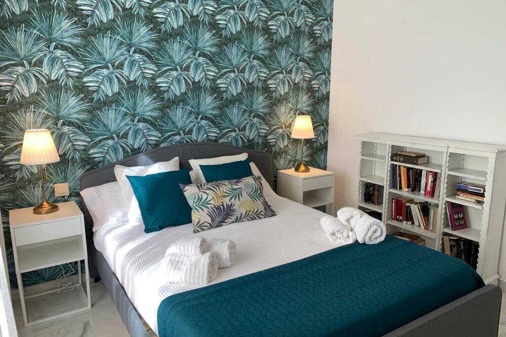 Oasis Sun Beach Costa Del Sol Естепона Екстериор снимка