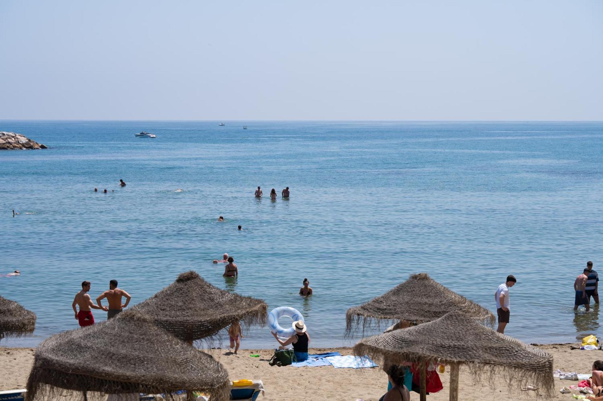 Oasis Sun Beach Costa Del Sol Естепона Екстериор снимка